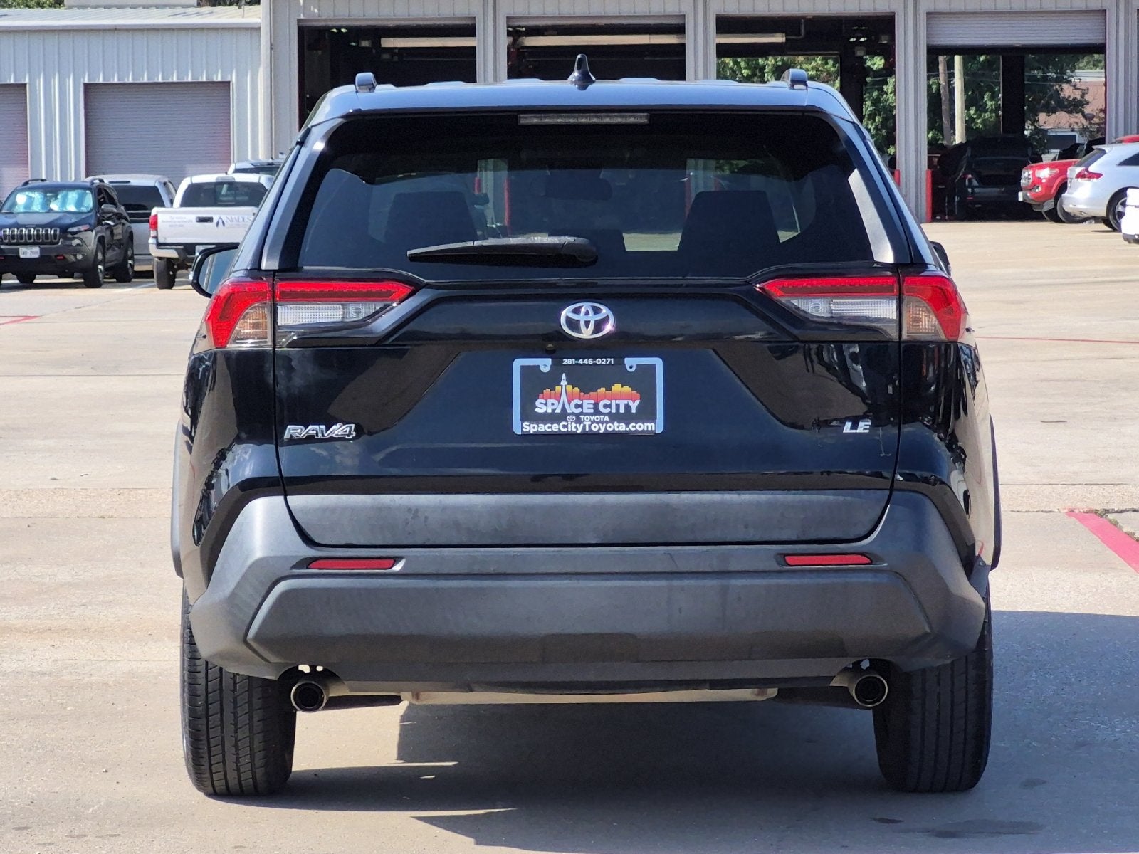 2020 Toyota RAV4 LE