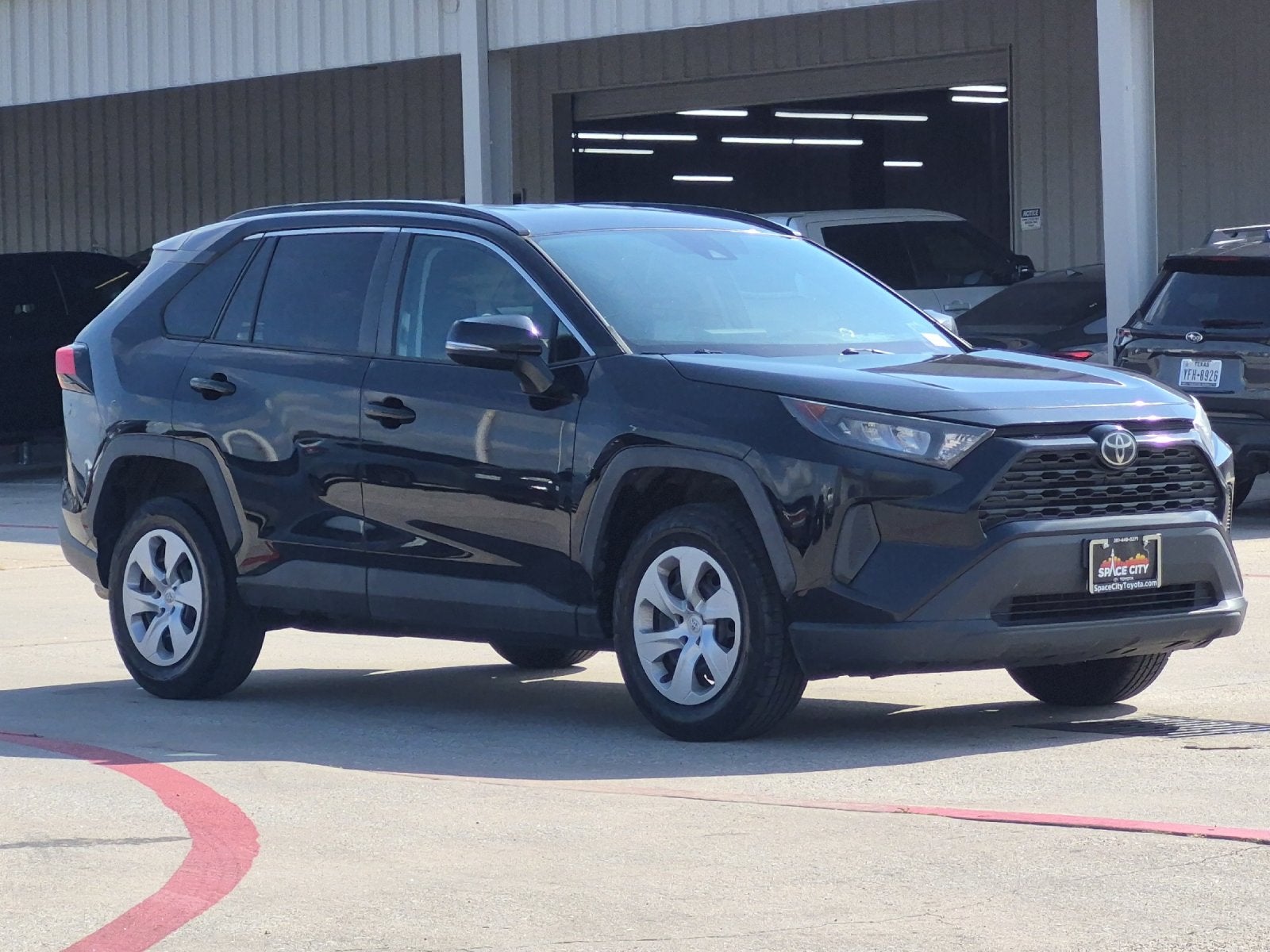 2020 Toyota RAV4 LE