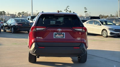 2025 Toyota RAV4 XLE
