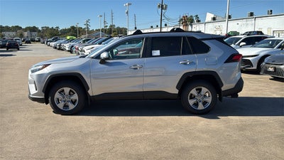 2025 Toyota RAV4 XLE