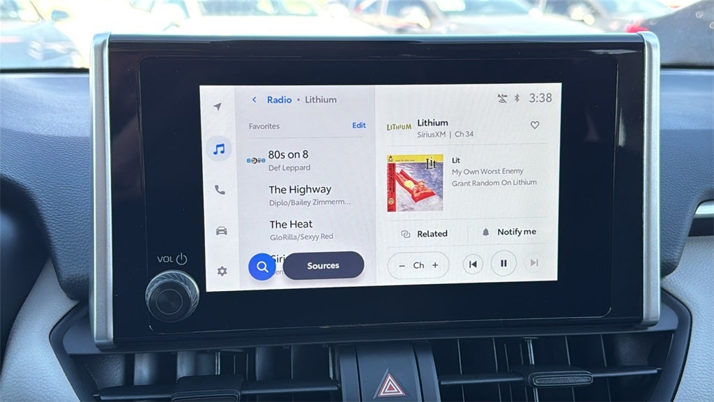 2025 Toyota RAV4 XLE