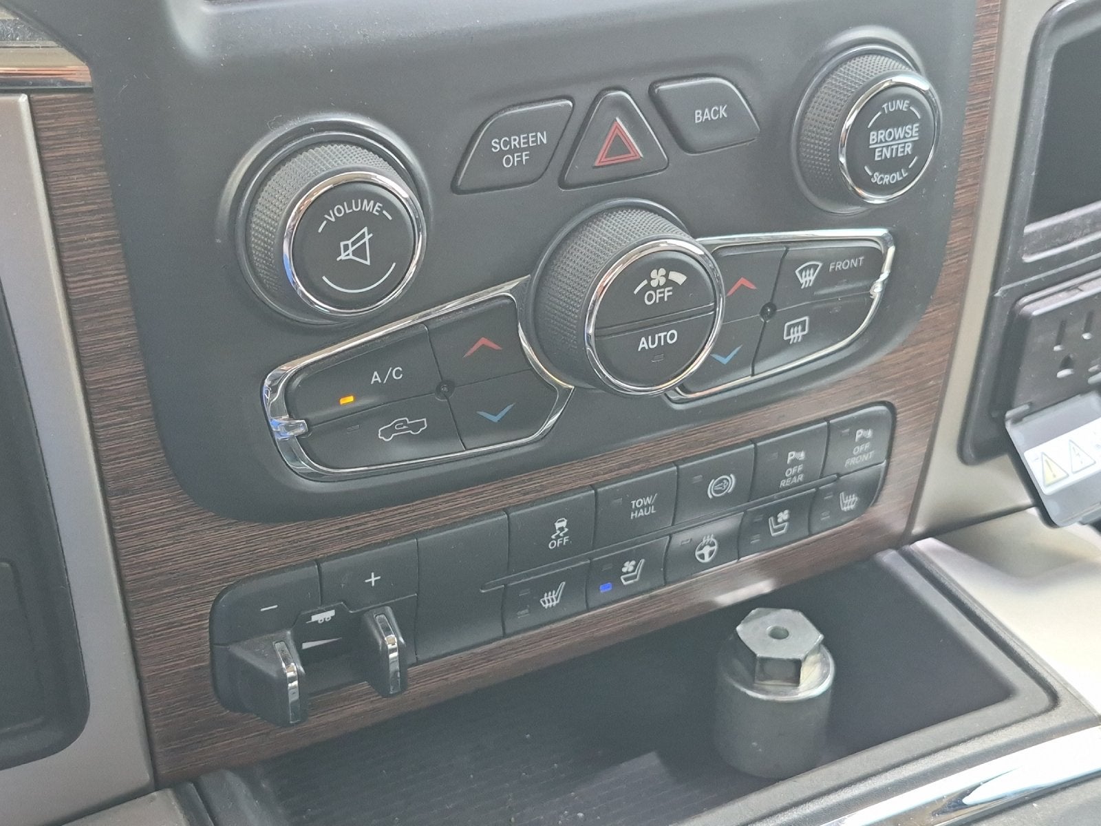 2018 RAM 2500 Laramie