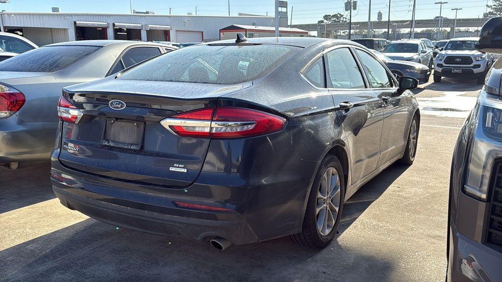 2020 Ford Fusion SE