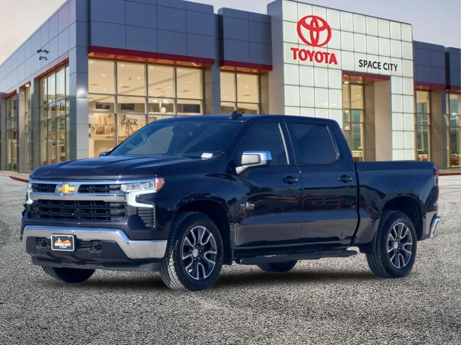 2022 Chevrolet Silverado LT