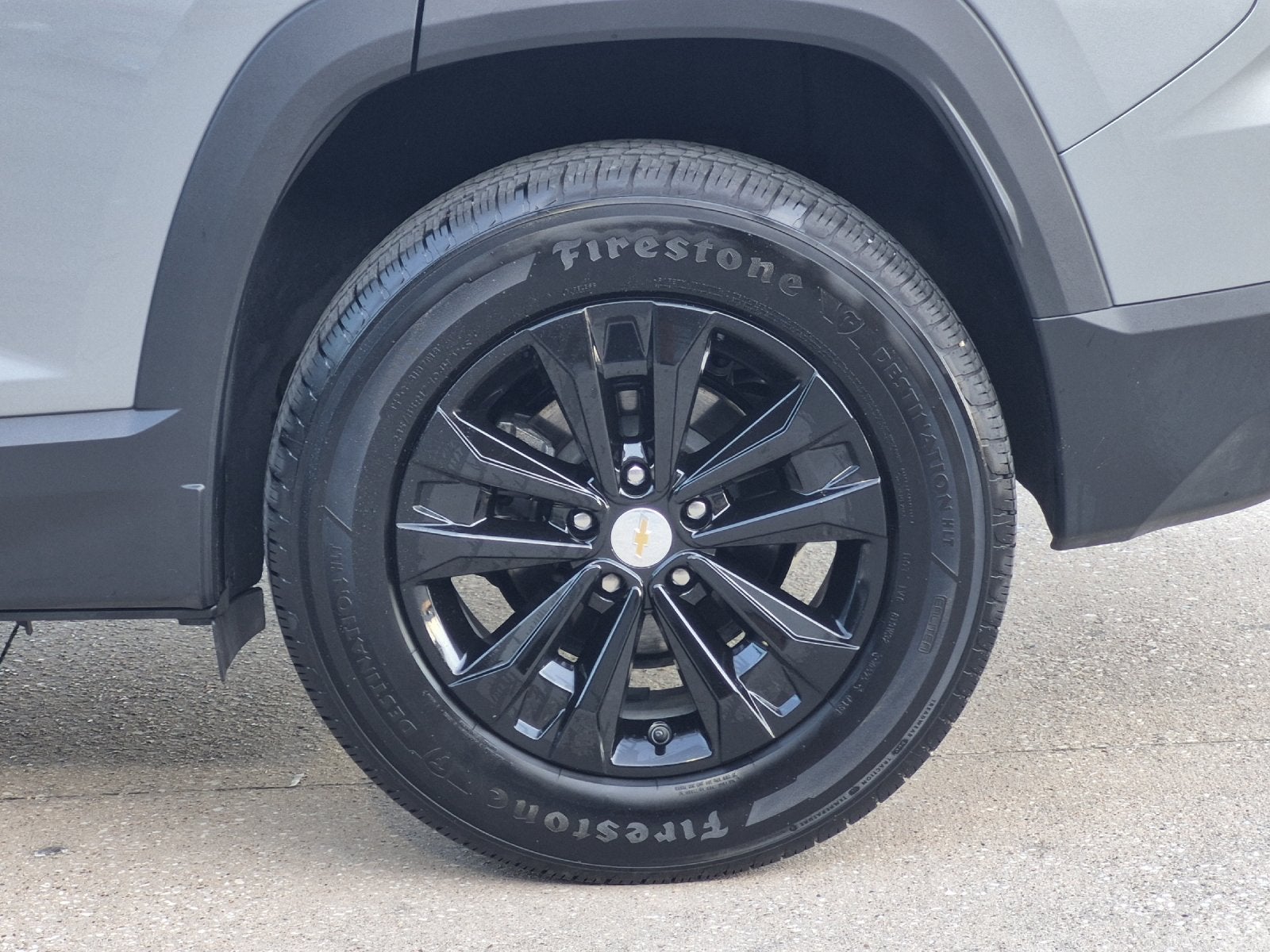 2025 Chevrolet Equinox LT - Photo 28