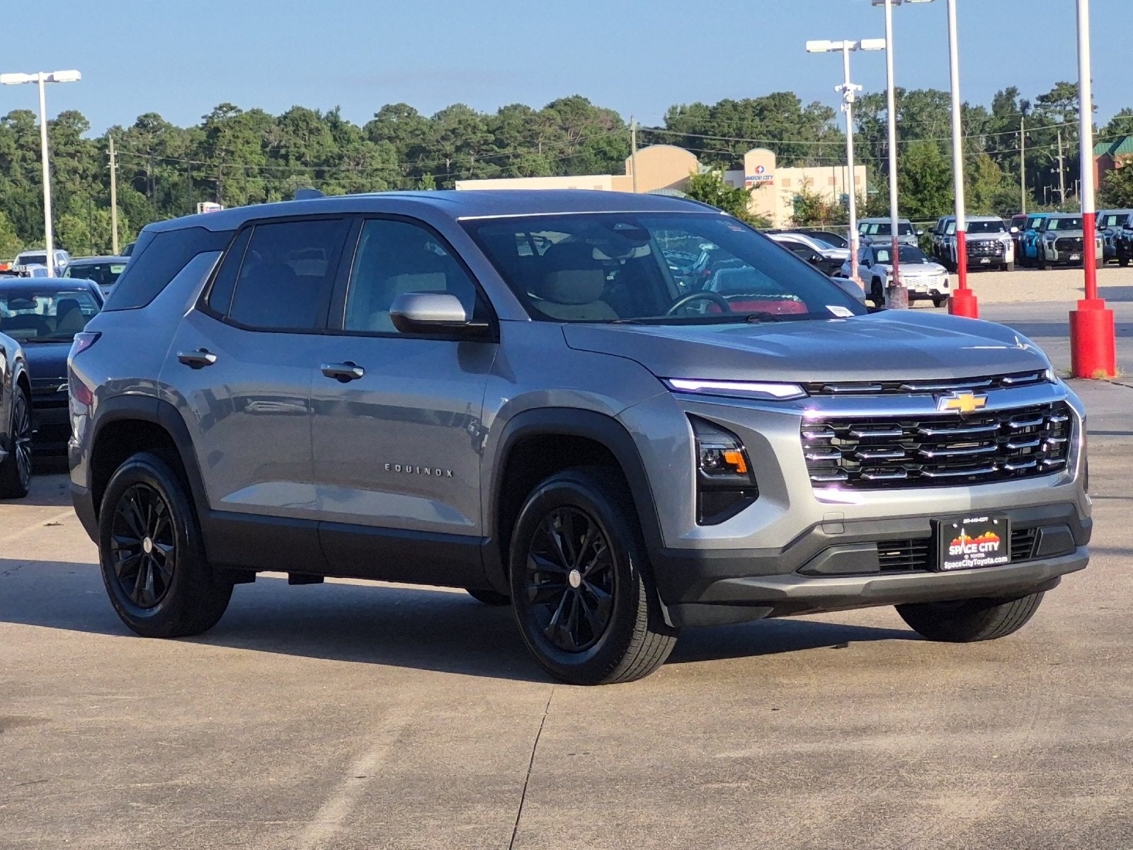 2025 Chevrolet Equinox LT - Photo 8