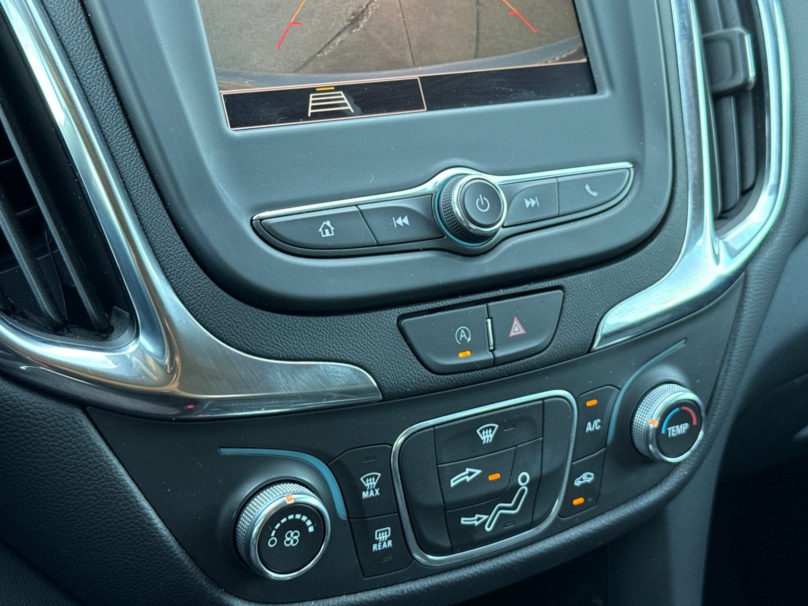 2023 Chevrolet Equinox LT - Photo 20