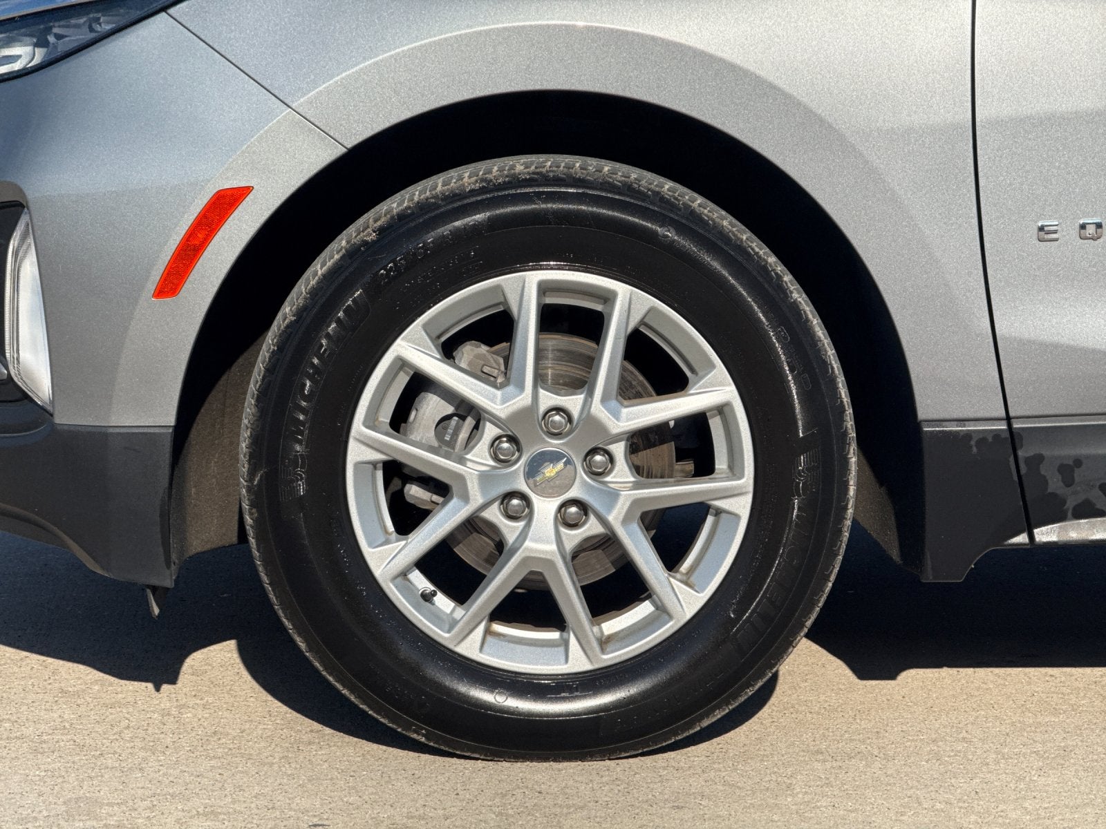 2023 Chevrolet Equinox LT - Photo 27