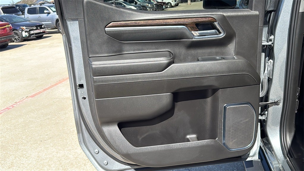 2024 GMC Sierra Elevation