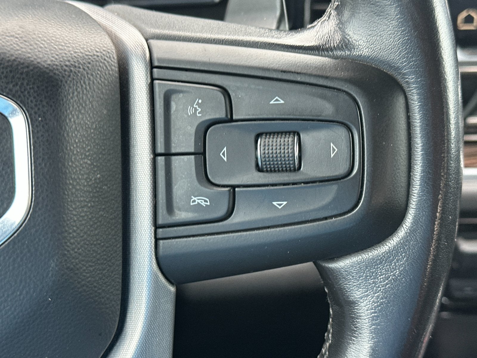 2022 GMC Sierra Elevation