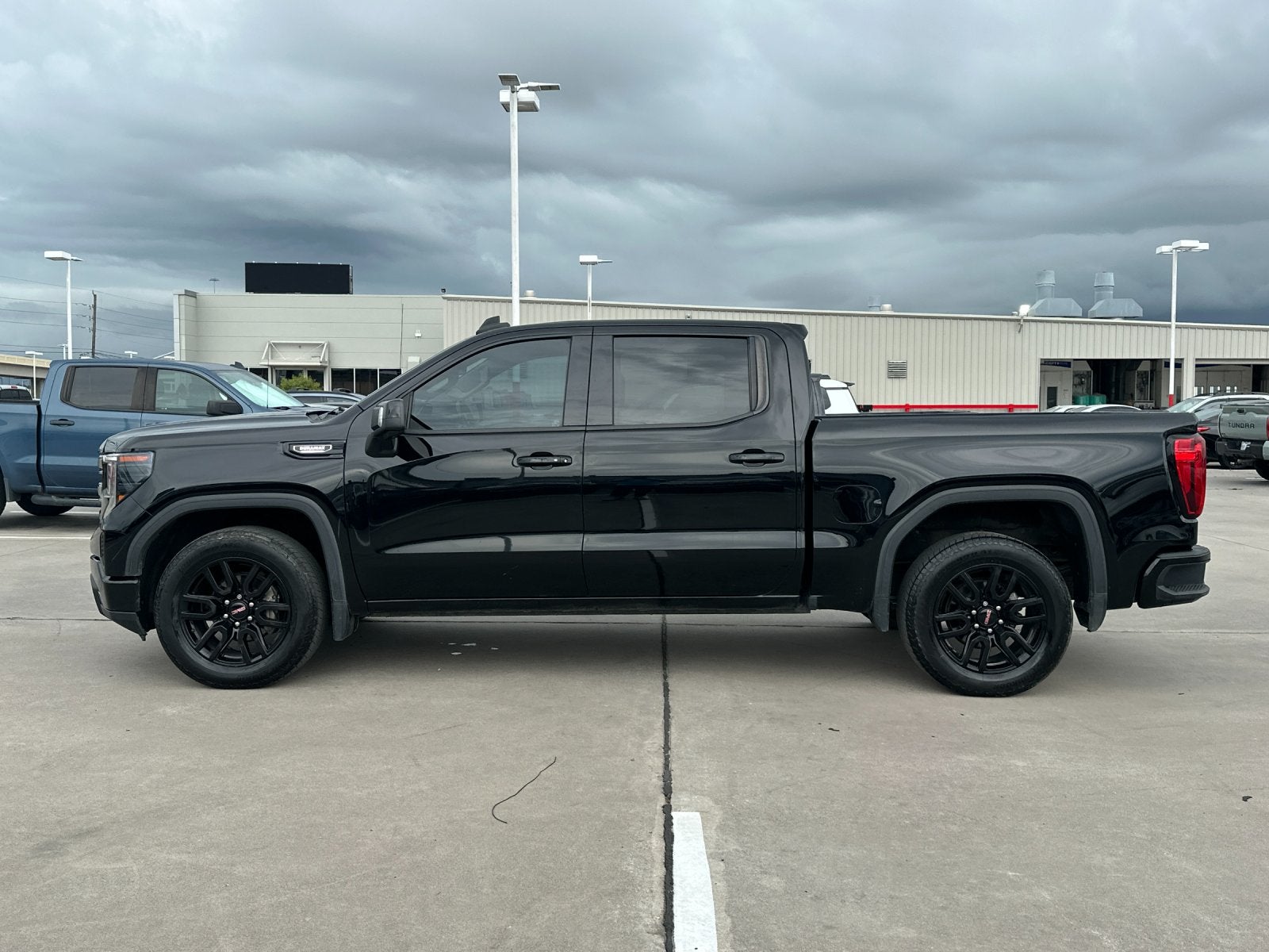 2022 GMC Sierra Elevation