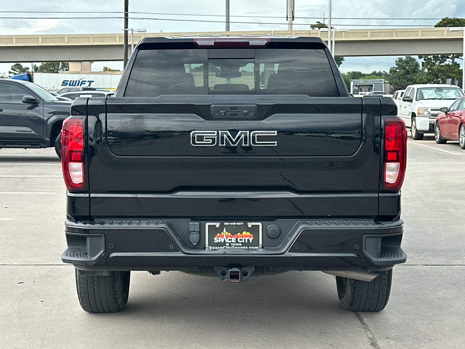 2022 GMC Sierra Elevation