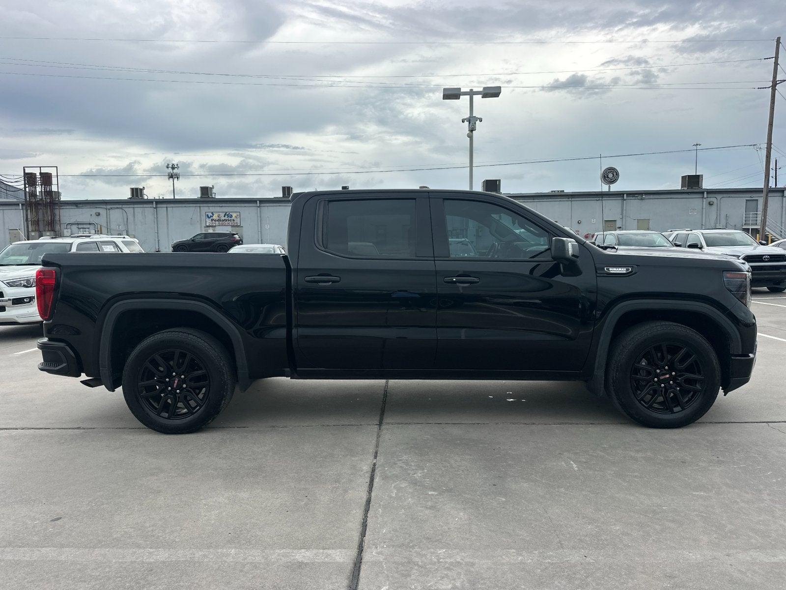 2022 GMC Sierra Elevation