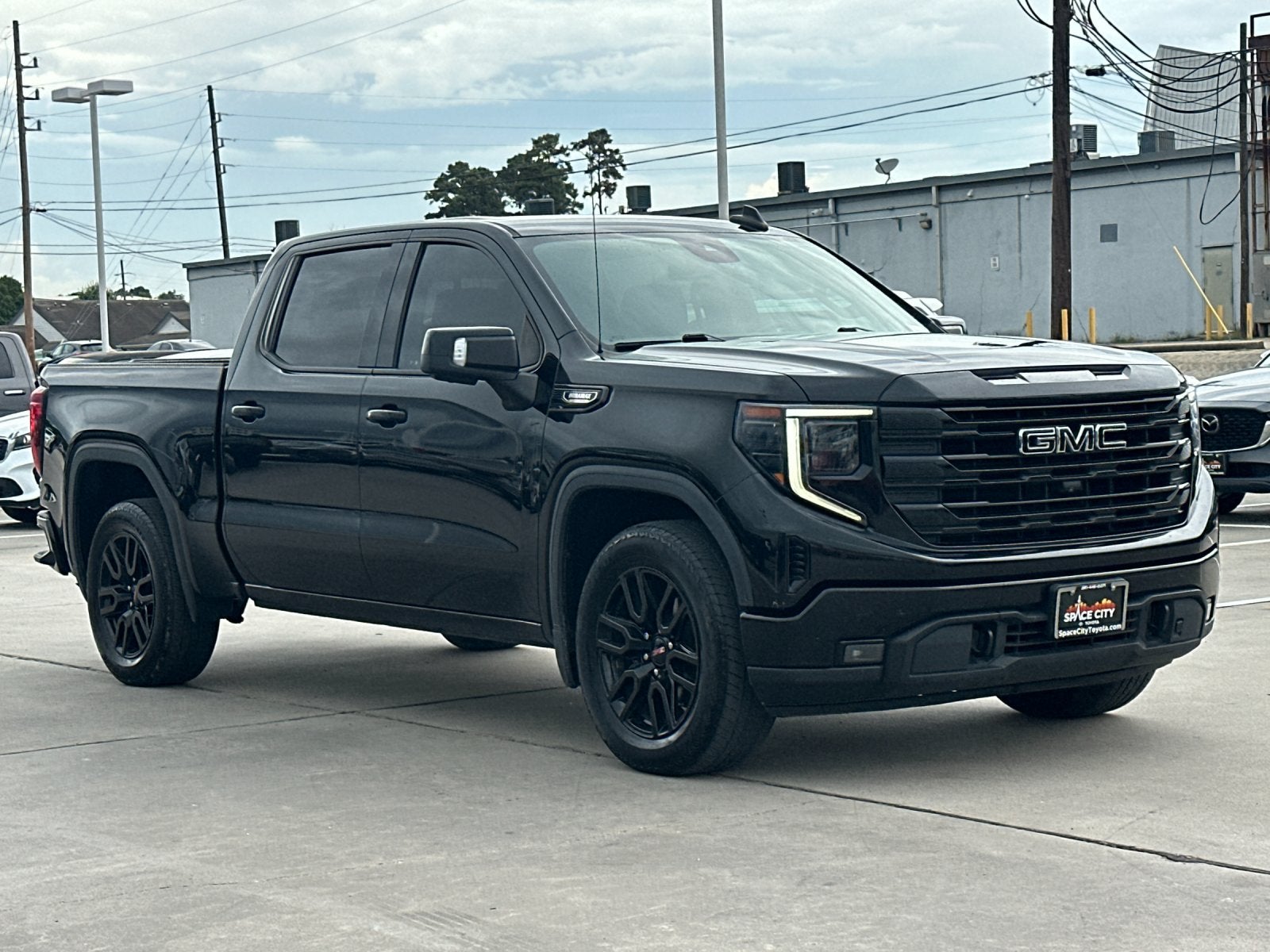 2022 GMC Sierra Elevation