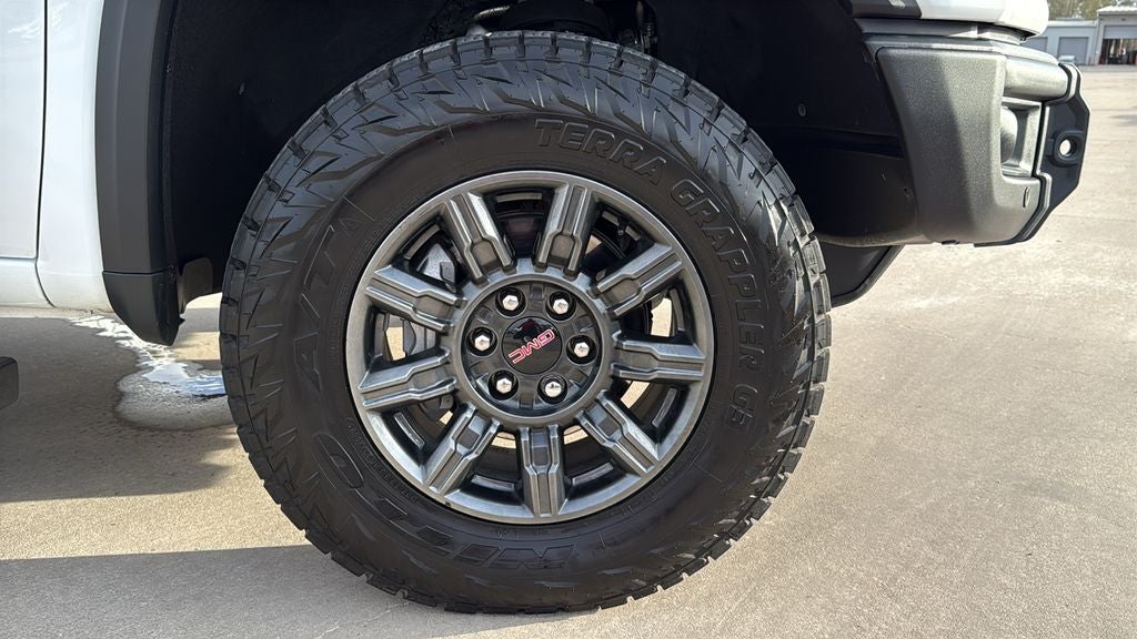 2025 GMC Sierra AT4X