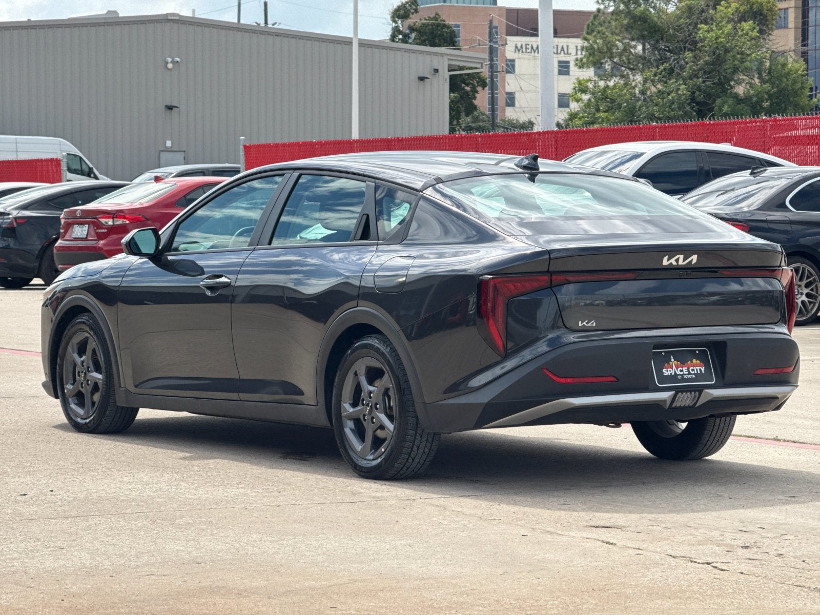 2025 Kia K4 LXS