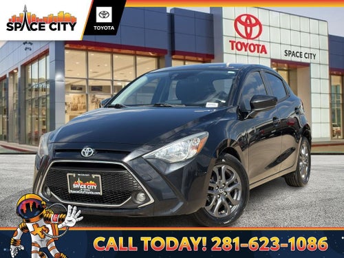 2020 Toyota YARIS HATCHBACK LE