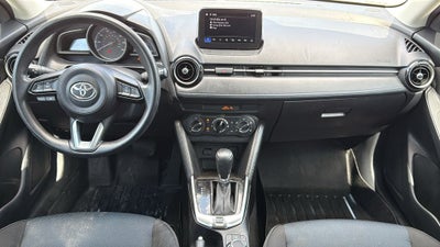 2020 Toyota YARIS HATCHBACK LE
