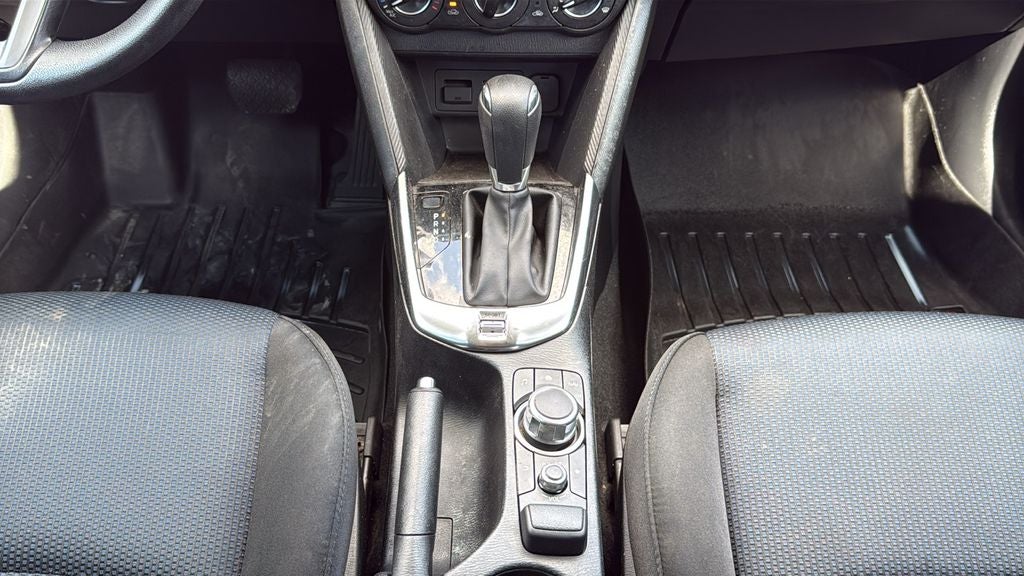 2020 Toyota YARIS HATCHBACK LE