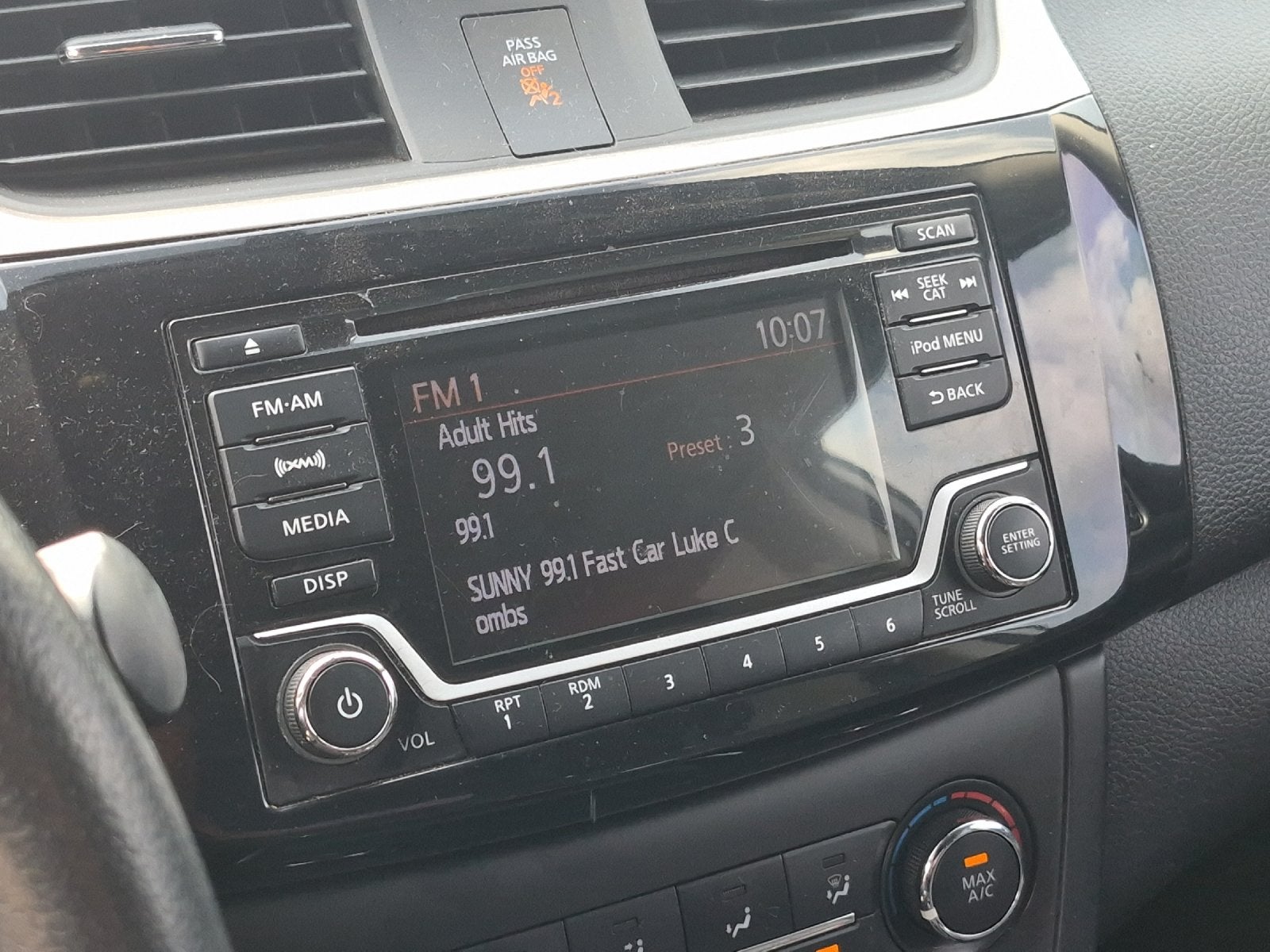 2017 Nissan Sentra SV