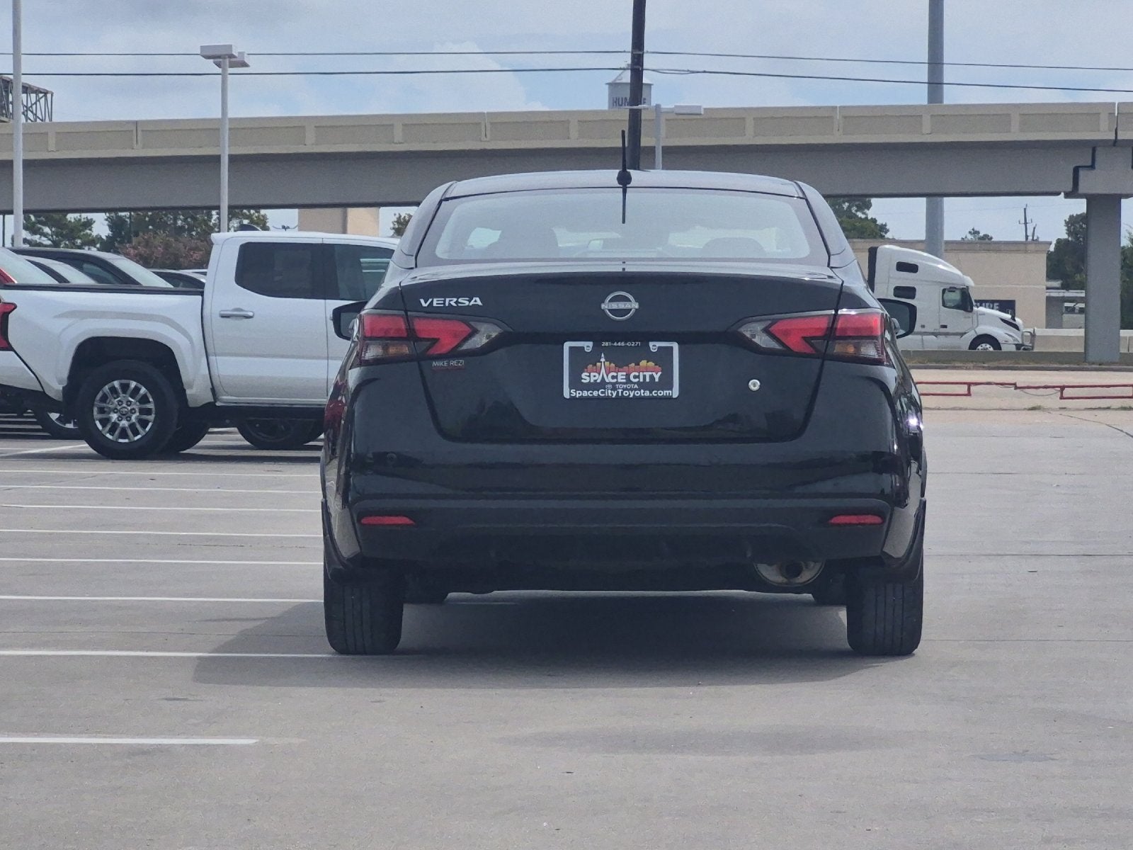 2024 Nissan Versa 1.6 S