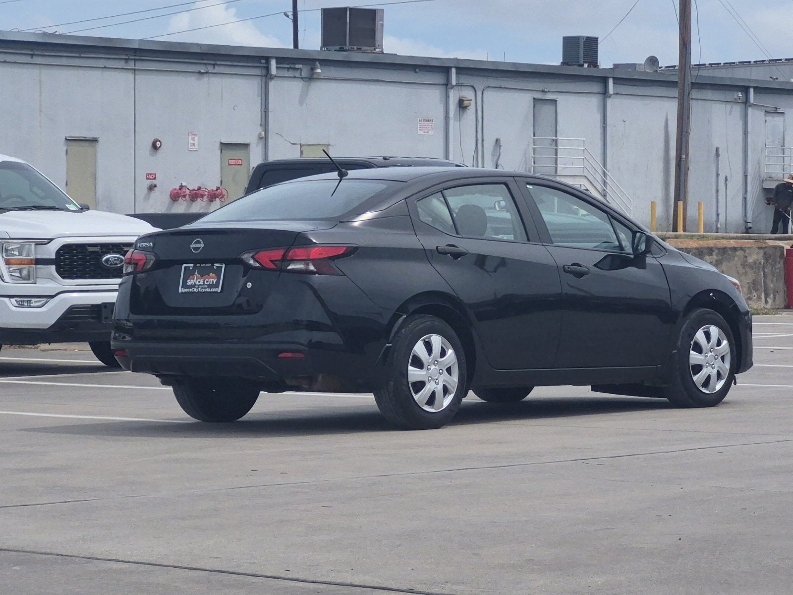 2024 Nissan Versa 1.6 S