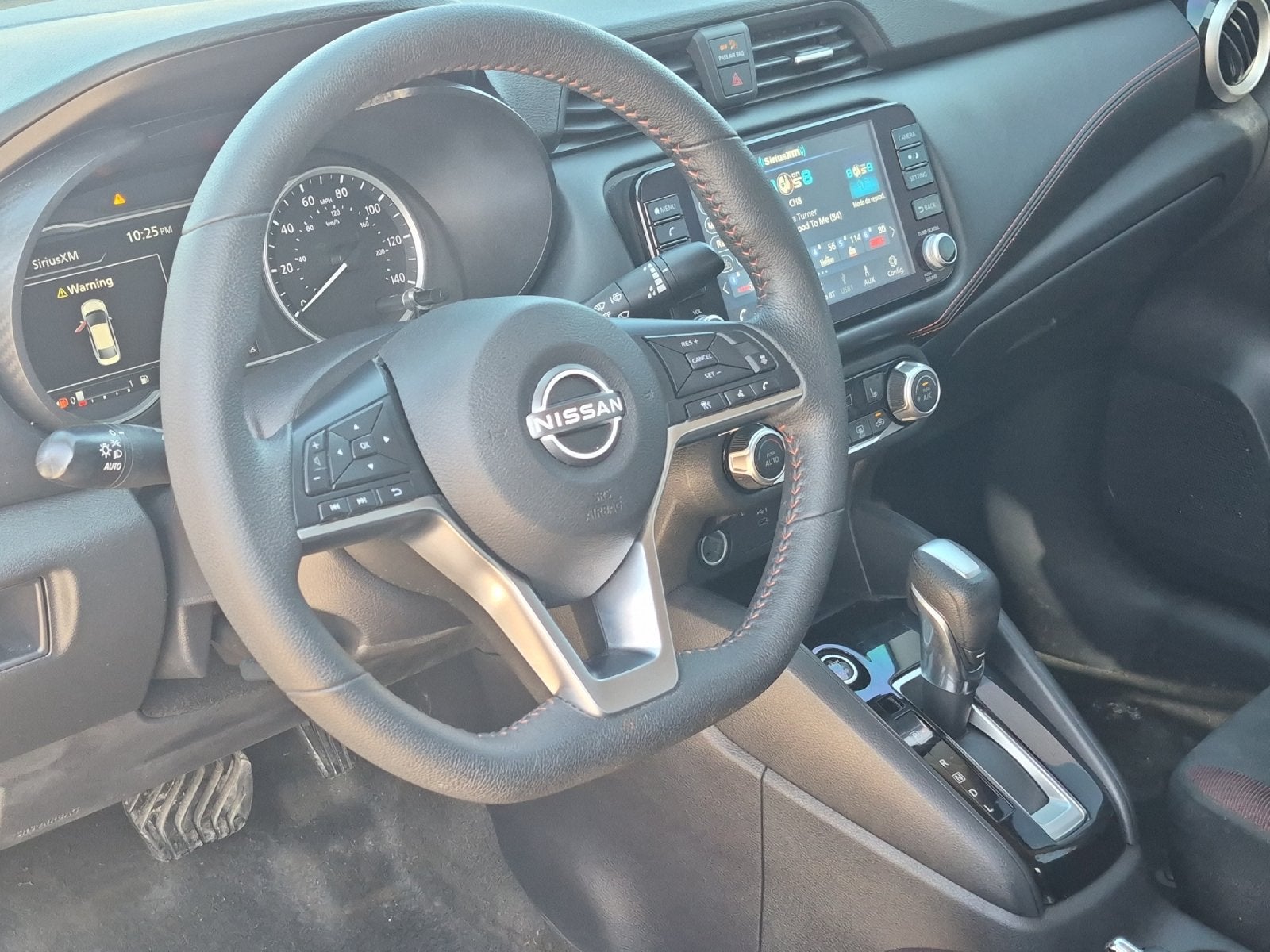 2023 Nissan Versa 1.6 SR