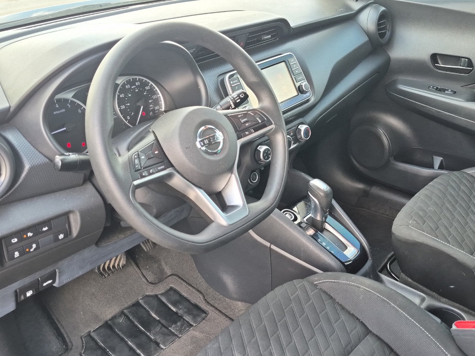 2021 Nissan Kicks S