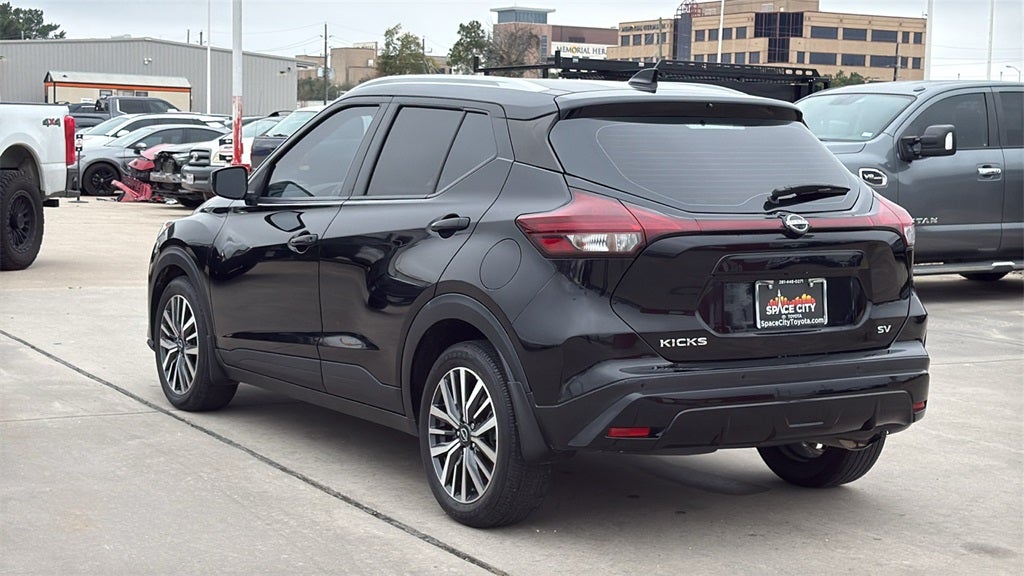 2023 Nissan Kicks SV