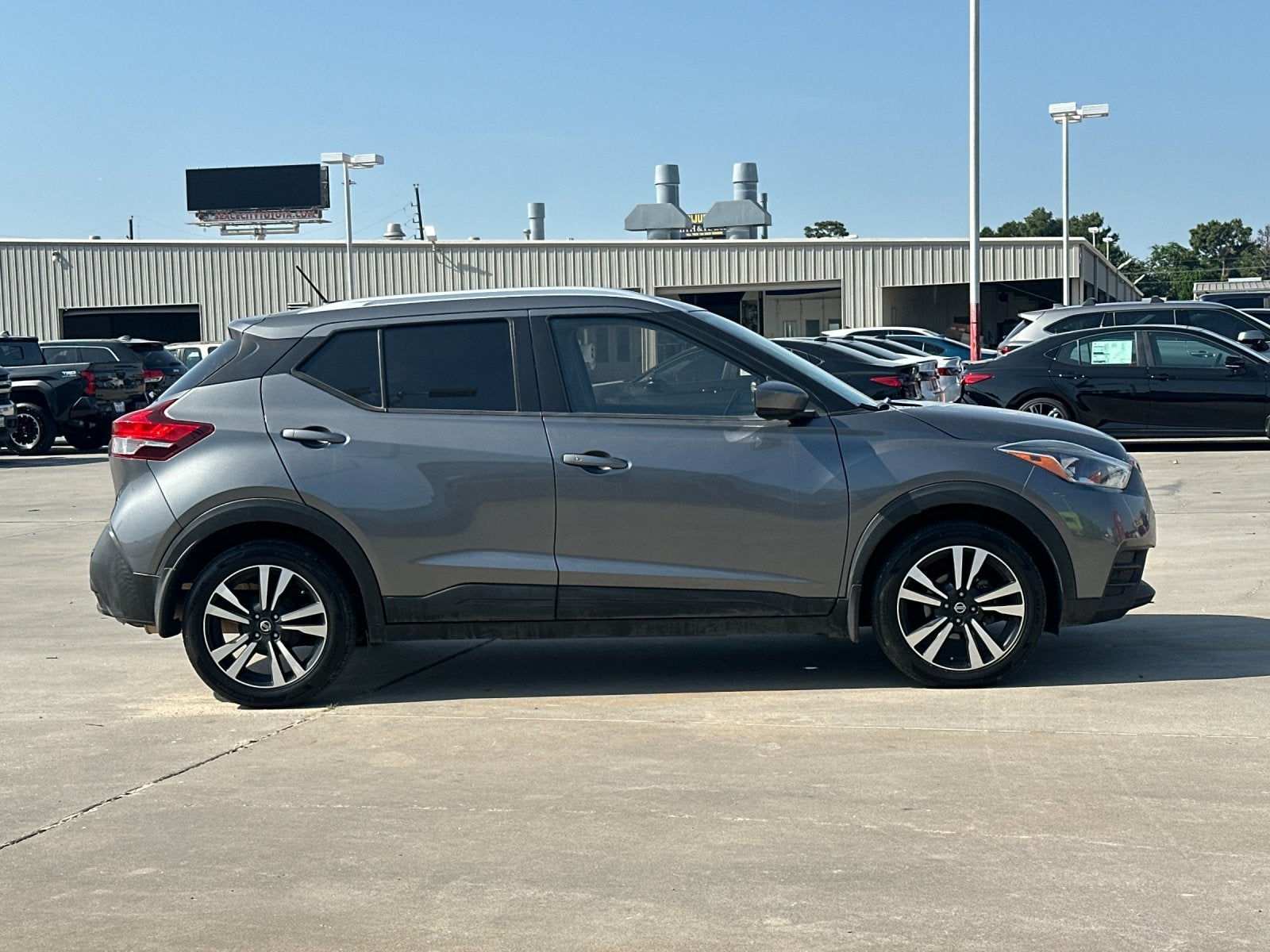 2020 Nissan Kicks SV