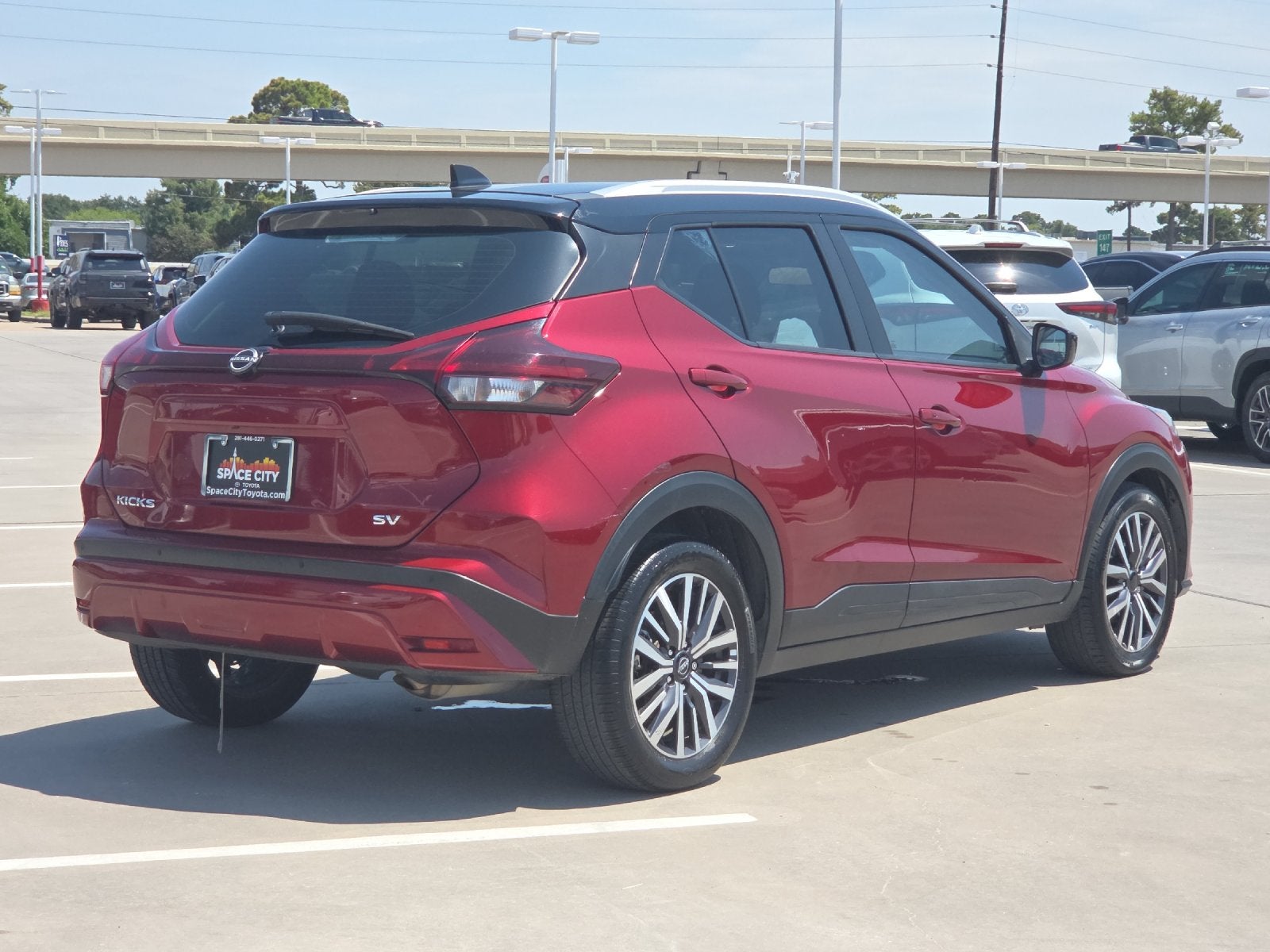 2023 Nissan Kicks SV