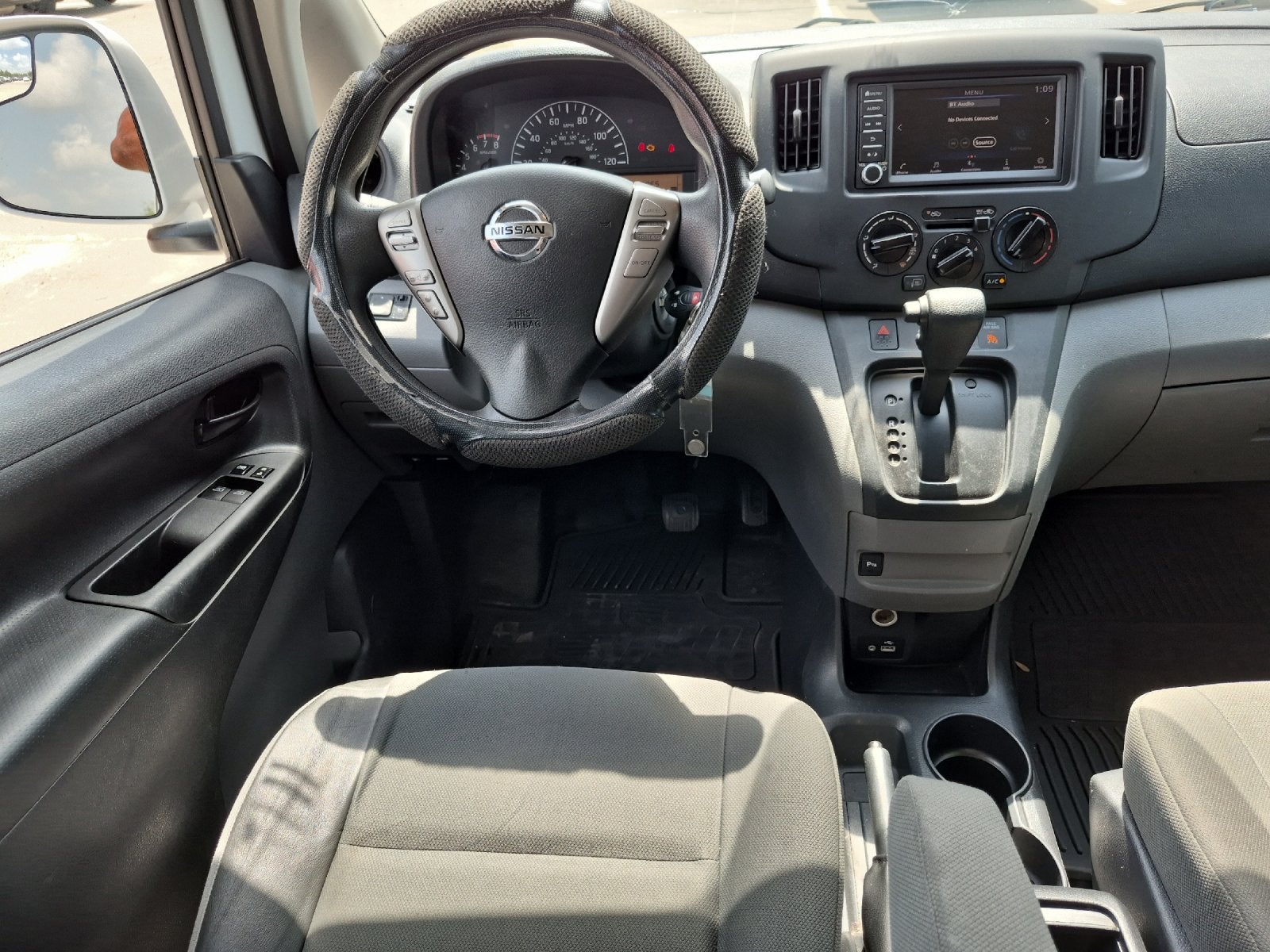 2021 Nissan NV200 SV