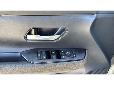 2025 Nissan Kicks MPV SV