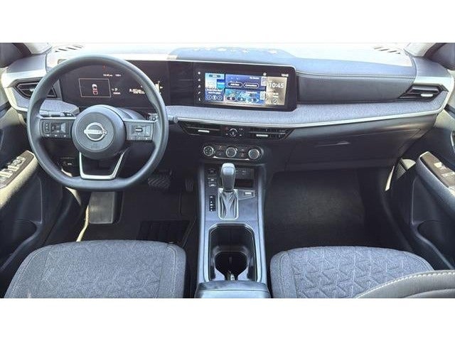 2025 Nissan Kicks MPV SV