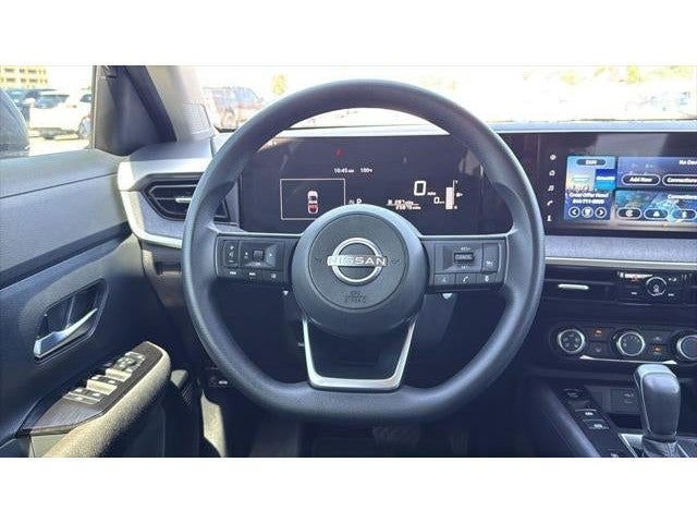 2025 Nissan Kicks MPV SV
