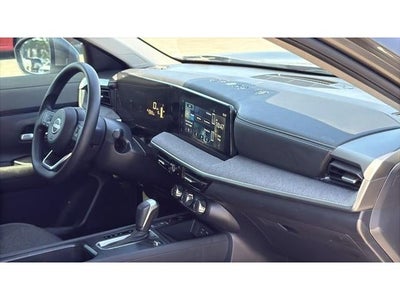 2025 Nissan Kicks MPV SV