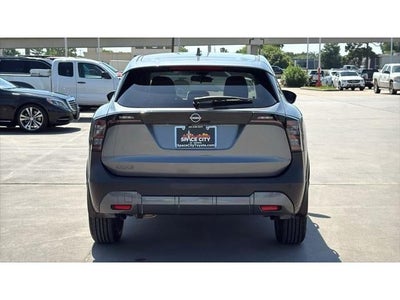 2025 Nissan Kicks MPV SV