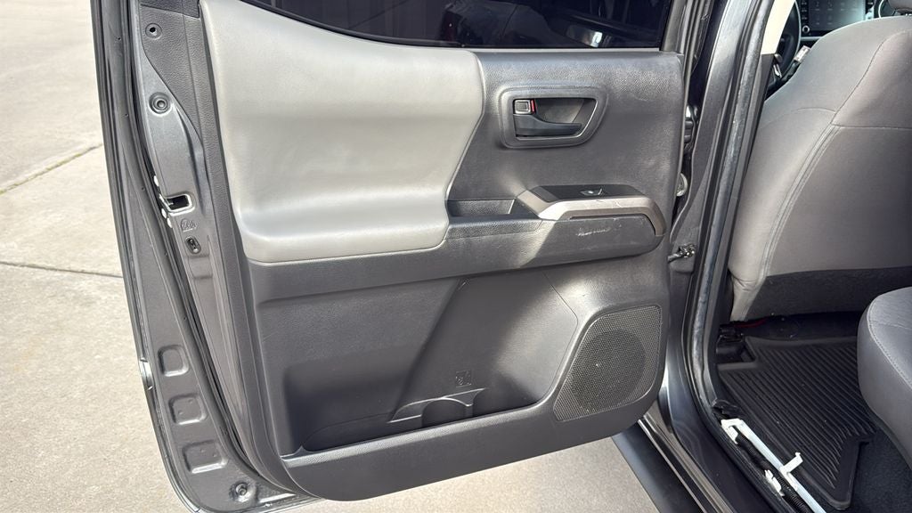 2023 Toyota TACOMA SR5 SR5 V6