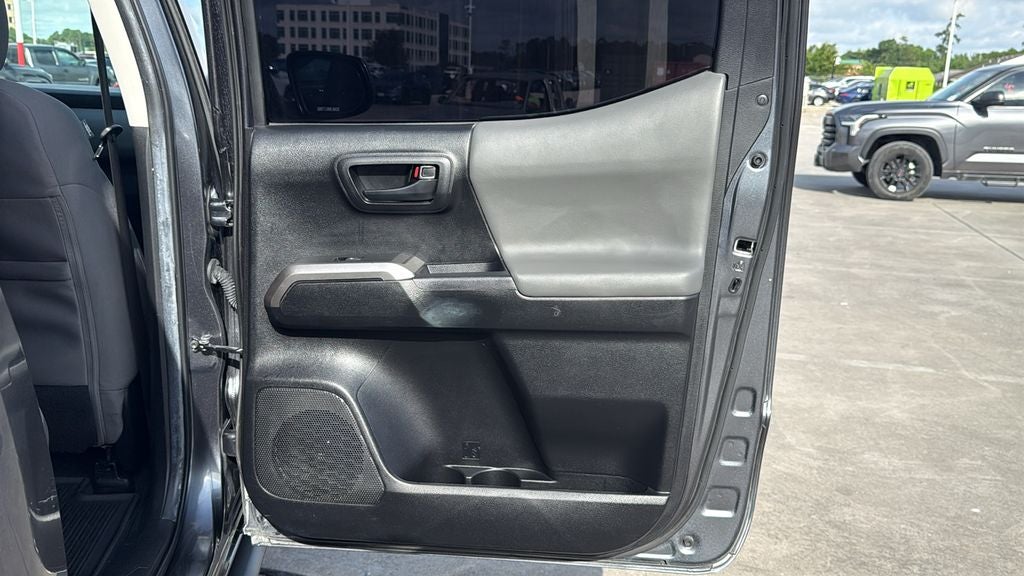 2023 Toyota TACOMA SR5 SR5 V6
