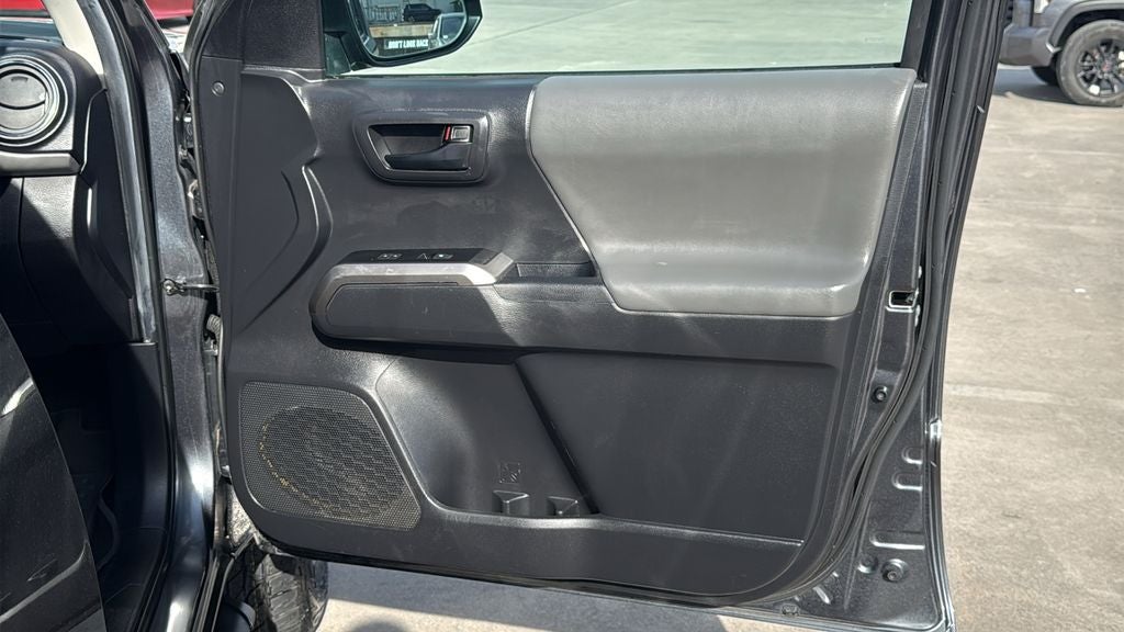 2023 Toyota TACOMA SR5 SR5 V6