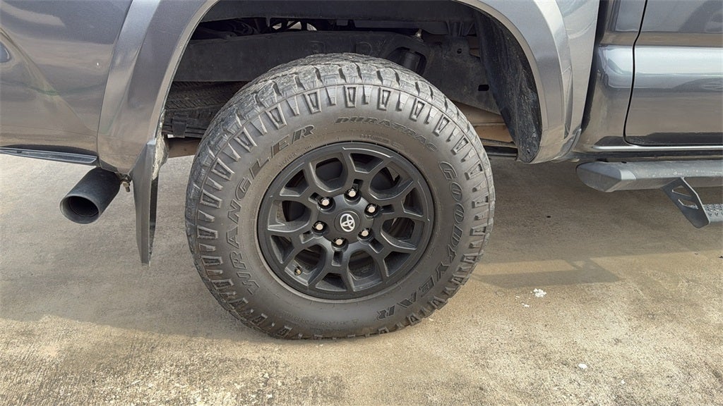 2022 Toyota TACOMA SR5 SR5 V6