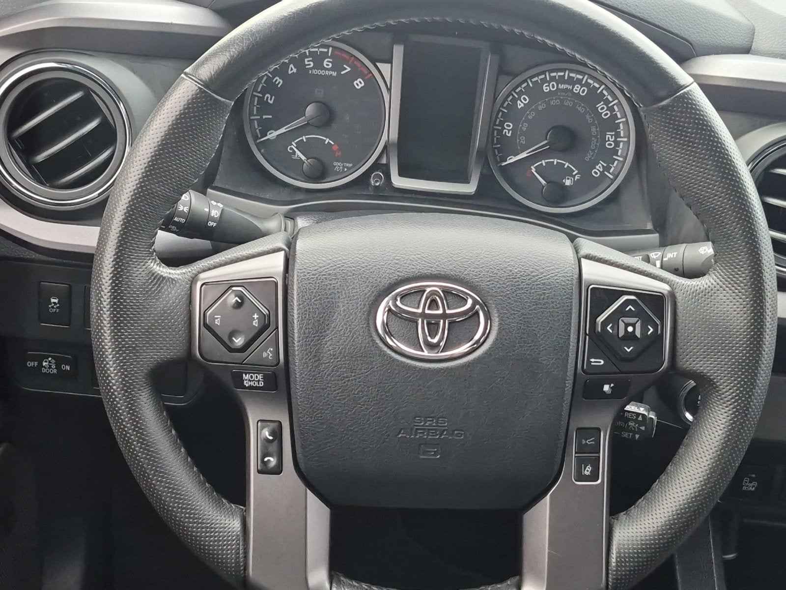 2023 Toyota Tacoma TRD Sport V6