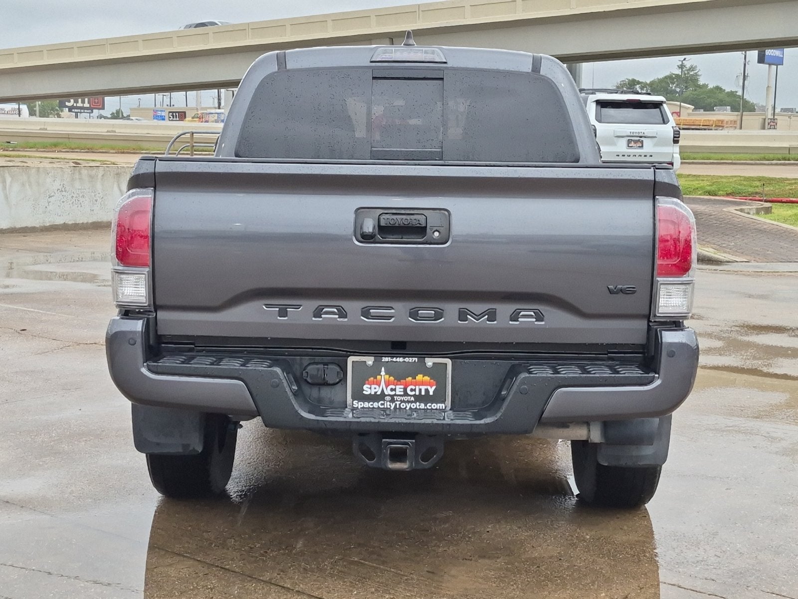 2022 Toyota Tacoma TRD Sport V6