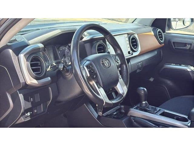 2020 Toyota Tacoma SR5 V6