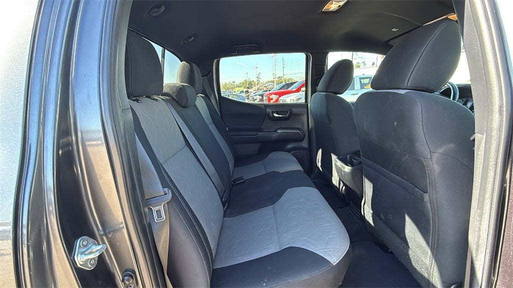 2022 Toyota TACOMA TRD OFFRD SR V6