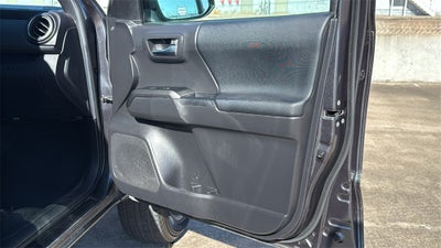 2022 Toyota TACOMA TRD OFFRD SR V6