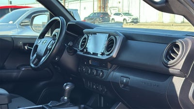 2022 Toyota TACOMA TRD OFFRD SR V6