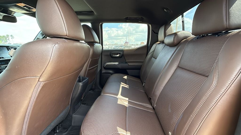 2023 Toyota TACOMA LIMITED Limited V6