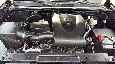 2023 Toyota TACOMA LIMITED Limited V6