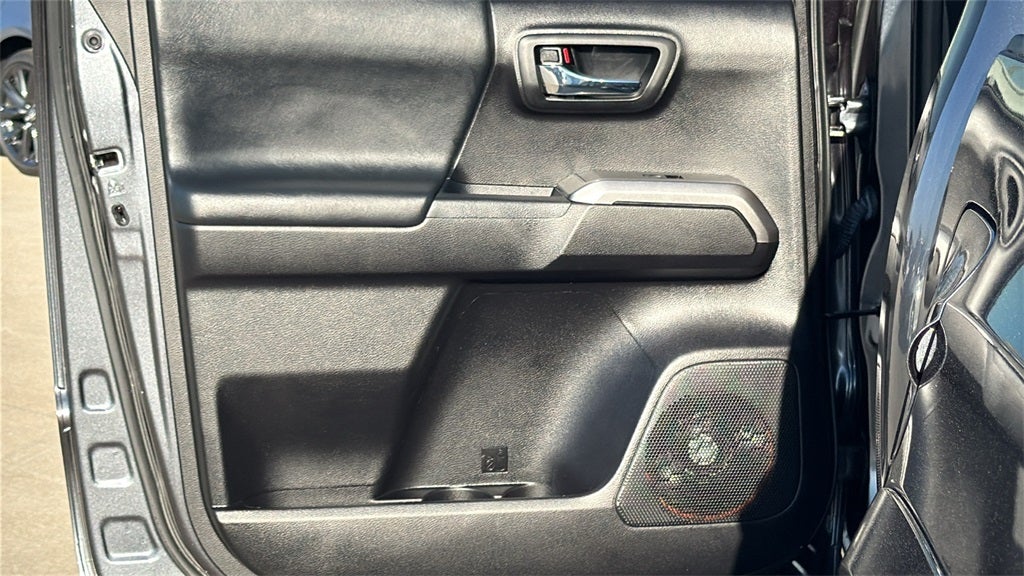 2021 Toyota Tacoma Limited V6